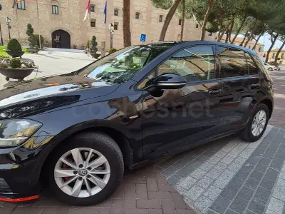 Usado VW Golf VII Advance 115 CV (84 kW) 2017 Negro Berlina