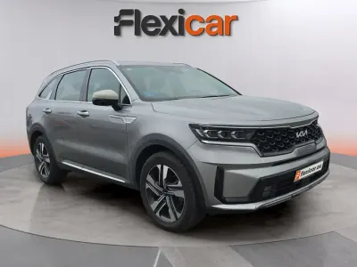 Usado Kia Sorento 232 CV (170 kW) 2023 Gris SUV