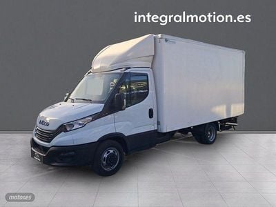 Blanco Usado 2017 Iveco Daily Van | 17.272 € (Precio justo)