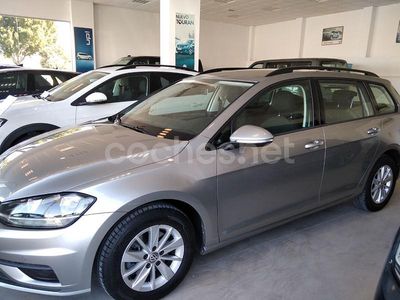 Usado VW Golf VII Edition 115 CV (84 kW) 2019 Gris / plata Familiar
