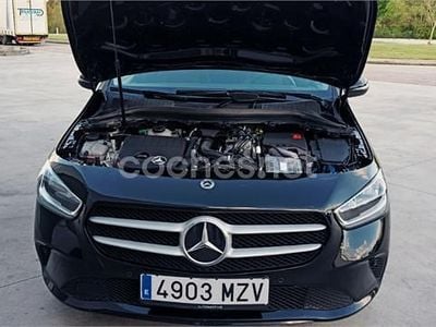 Mercedes B250e