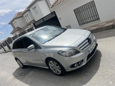 Mercedes B180