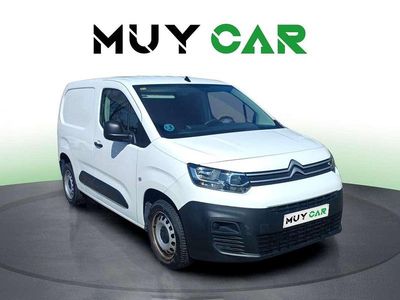 Usado Citroën Berlingo Feel 102 CV (75 kW) 2022 Blanco Monovolumen