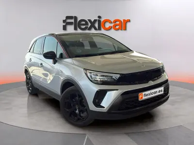 Usado Opel Crossland 110 CV (80 kW) 2023 Rojo SUV