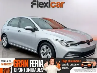 Usado VW Golf VIII 110 CV (80 kW) 2022 Gris