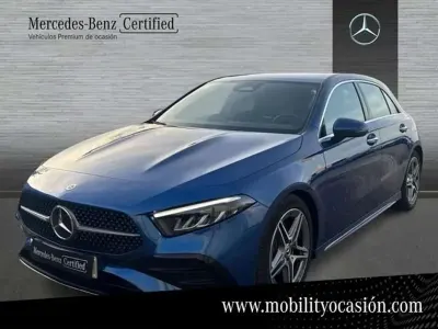 Usado Mercedes A180 109 CV (80 kW) 2024 Azul Utilitario