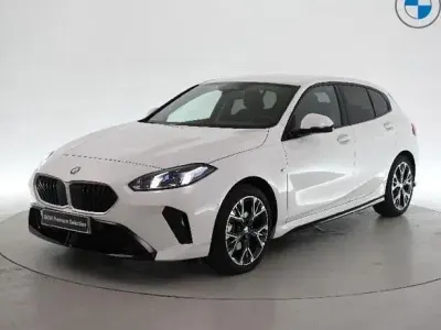 Usado BMW 120 Comfort Edition 163 CV (119 kW) 2025 Blanco Utilitario