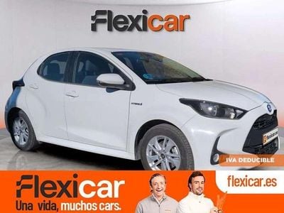 Usado Toyota Yaris Hybrid Business Edition 116 CV (85 kW) 2021 Blanco Utilitario