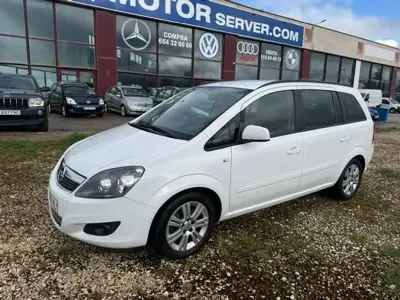 Usado Opel Zafira Family 125 CV (91 kW) 2012 Blanco Monovolumen