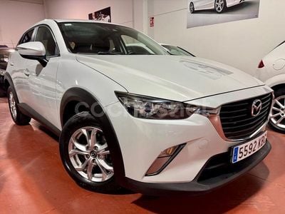 Gris / plata Usado 2017 Mazda CX-3 Style SUV | 13.999 € (Precio justo)
