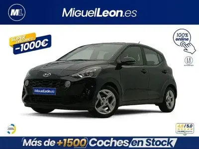Usado Hyundai i10 67 CV (49 kW) 2022 Negro Utilitario