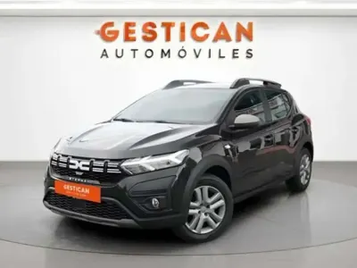Usado Dacia Sandero Expression 91 CV (66 kW) 2024 Negro Utilitario