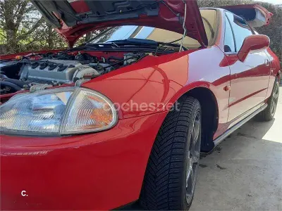 Usado Honda CR-X 125 CV (91 kW) 1996 Rojo Descapotable