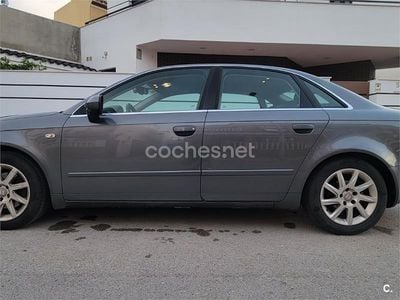 Usado Seat Exeo Ecomotive 120 CV (88 kW) 2013 Gris / plata Berlina