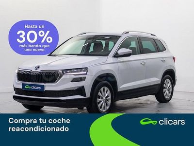 Usado Skoda Karoq Ambition 150 CV (110 kW) 2022 Blanco SUV