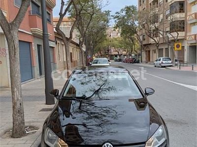 Usado VW Golf VII 110 CV (80 kW) 2014 Negro Berlina