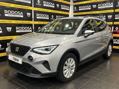 Gris Usado 2023 Seat Arona Style SUV | 18.950 € (Un poco caro)