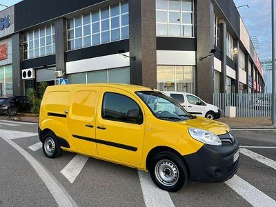 Usado Renault Kangoo 96 CV (70 kW) 2020 Amarillo Berlina