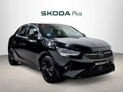 Usado Opel Corsa GS Line 101 CV (74 kW) 2021 Negro Utilitario