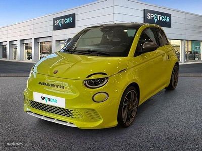 Usado Abarth 500 Scorpionissima 114 kW (155 CV) 2024 Verde Berlina