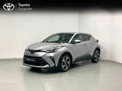Usado Toyota C-HR Advance 122 CV (89 kW) 2022 Gris / plata SUV