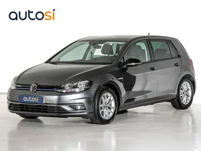 Usado VW Golf VIII Advance 131 CV (96 kW) 2020 Gris Utilitario