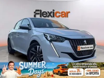Usado Peugeot 208 Allure 131 CV (96 kW) 2020 Blanco Utilitario