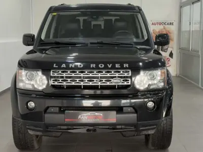 Käytetty Land Rover Discovery 4 HSE 256 HP (188 kW) 2012 Musta Katumaasturi