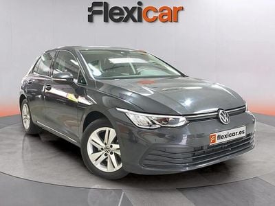 Usado VW Golf VIII Life 150 CV (110 kW) 2022 Gris Berlina