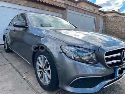 Usado Mercedes E220 194 CV (142 kW) 2018 Gris / plata Berlina