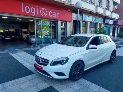 Blanco Usado 2014 Mercedes A180 AMG line Berlina | 15.000 € (Precio justo)