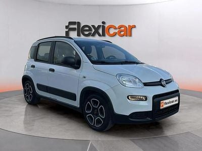 Usado Fiat Panda Cross Cross 71 CV (52 kW) 2022 Blanco Utilitario