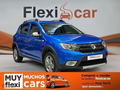 Usado Dacia Sandero Stepway 90 CV (66 kW) 2016 Azul Utilitario