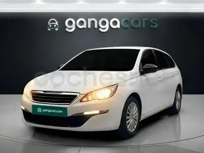 Usado Peugeot 308 Access 110 CV (80 kW) 2017 Blanco Utilitario