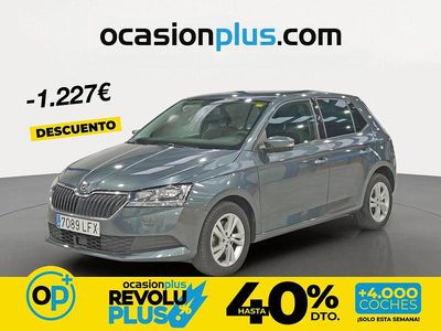 Usado Skoda Fabia Ambition 110 CV (80 kW) 2020 Gris / plata Berlina