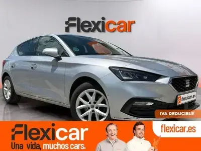 Usado Seat Leon Style 130 CV (95 kW) 2023 Gris