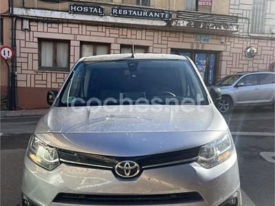 Gris / plata Usado 2022 Toyota Proace Verso Active Familiar | 20.000 € (Precio justo)
