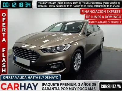 Usado Ford Mondeo Trend 150 HP (110 kW) 2020 Cinzento Sedan