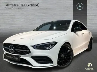 Usado Mercedes CLA200 AMG line 150 CV (110 kW) 2023 Blanco Berlina