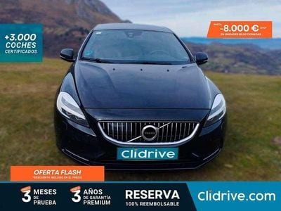 Usado Volvo V40 Momentum 190 CV (139 kW) 2017 Negro Utilitario