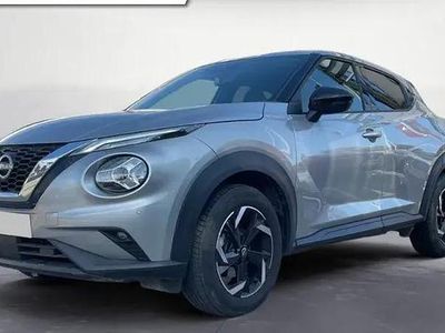 Usado Nissan Juke N-Connecta 114 CV (83 kW) 2024 Diamond silver (metalizado) SUV