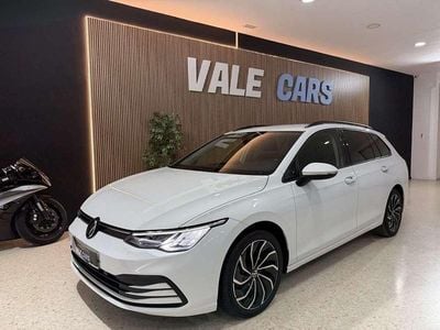 Usado VW Golf VIII Life 131 CV (96 kW) 2021 Blanco Familiar
