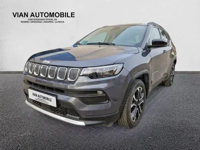Usado Jeep Compass Limited 130 CV (95 kW) 2022 Gris / plata SUV