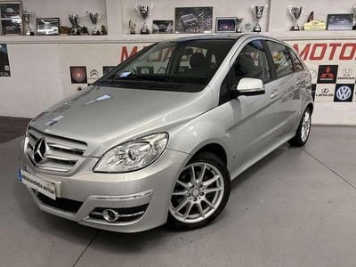 Mercedes B180