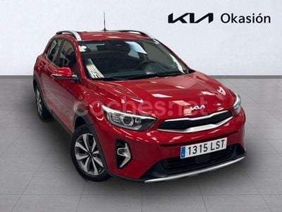 Granate Usado 2021 Kia Stonic SUV | 18.500 € (Caro)
