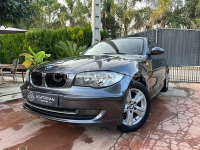 Gris / plata Usado 2008 BMW 116 Utilitario | 7490 € (Un poco caro)