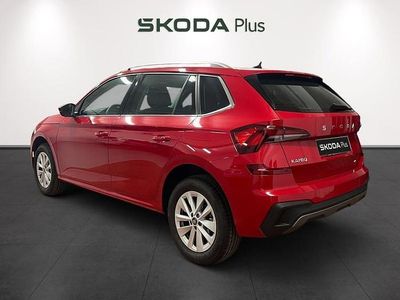 Usado Skoda Kamiq Selection 115 CV (84 kW) 2025 Rojo SUV