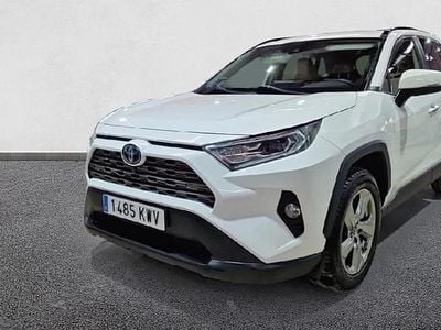 Begagnad Toyota RAV4 Luxury 218 HK (160 kW) 2019 SUV