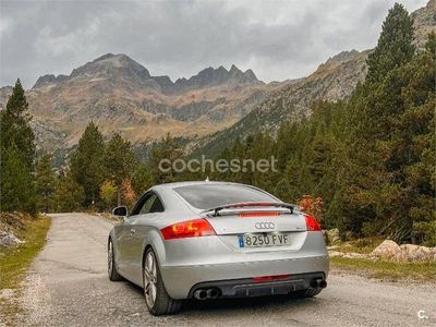 Usado Audi TT Ambiente 200 CV (147 kW) 2007 Gris / plata Coupe