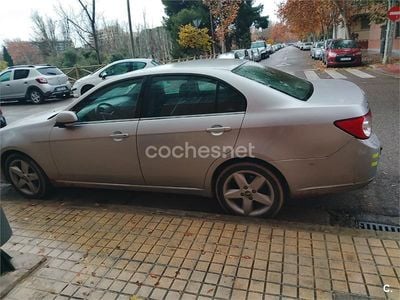 Gris / plata Usado 2007 Chevrolet Epica LT Berlina | 2600 € (Precio justo)